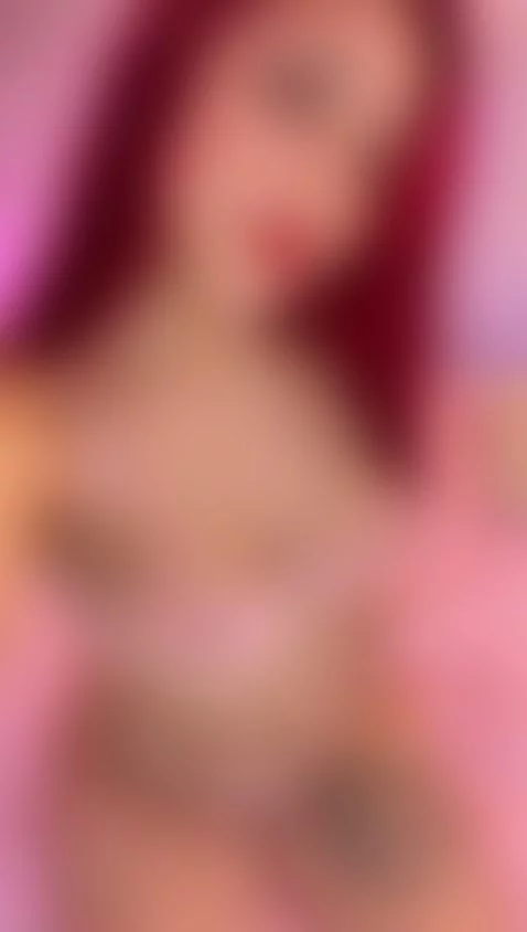 Your sensual girl by adahra-young