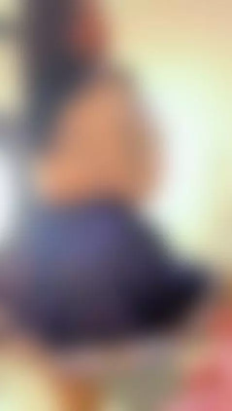 Smile… I’m your guilty pleasure 💕 by evaagrace