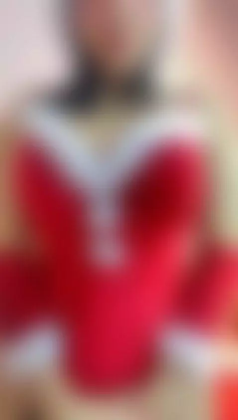 I'm Wet & Online right now🥵 by evaagrace