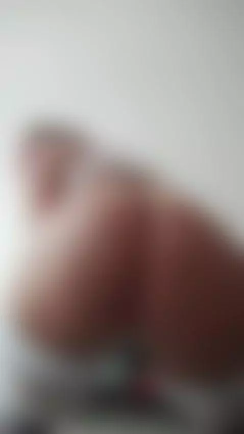 twerking by lorena-gomezz1