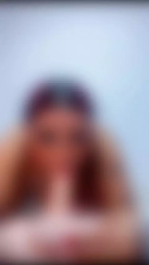 The show is about to start and I’m already in a very bad moo... by lorena-gomezz1