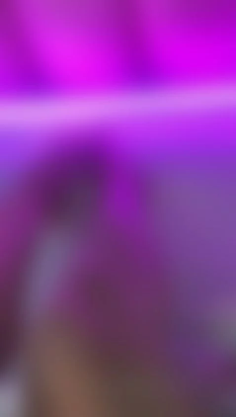 come to my room, im online by valeriejhones