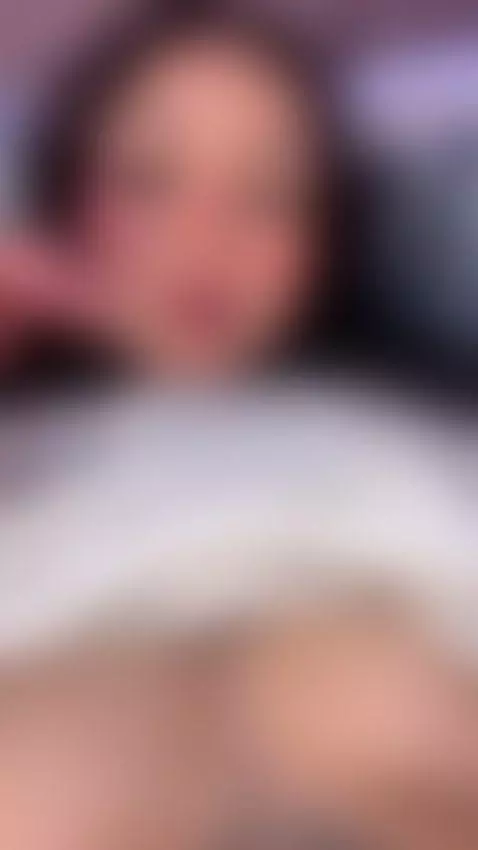 My pussy lacks a little pleasure 🔥 by abbyy-s