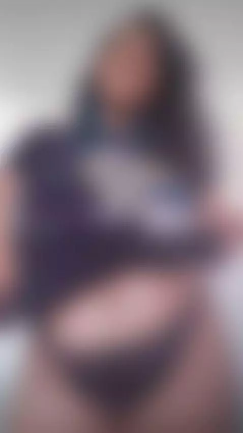 Dont be shy 😏 by isobeladams1