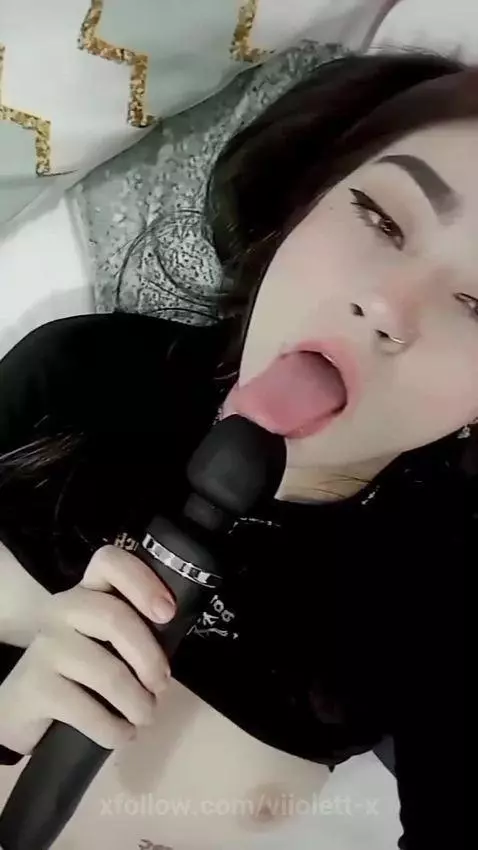 come and enjoy a very hot show with me this Christmas ♥ by viiolett-x