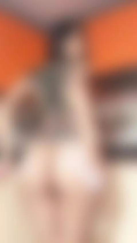 Lively and addictive, get lost with me. by emmabruns