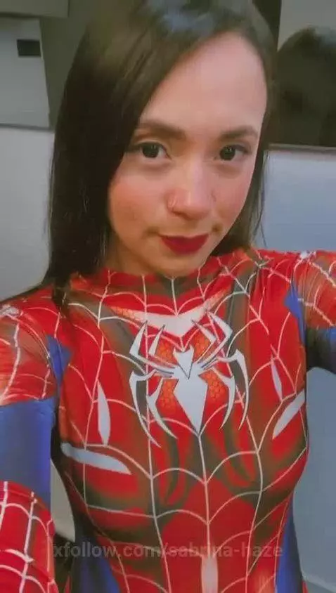 GET THE SPIDER WOMAN TO BOUNCE HER BUTT by sabrina-haze