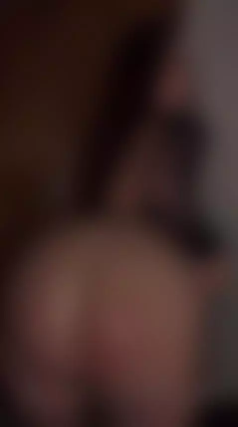 Plug twerk 🍑🔥 by arianna-suarezz