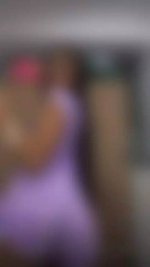 😋 by elizabethvelez