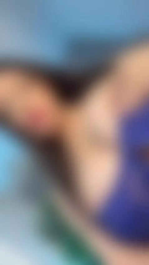 Que rico es tocarme mis senos me encantaria tener a alguien ... by alejacute