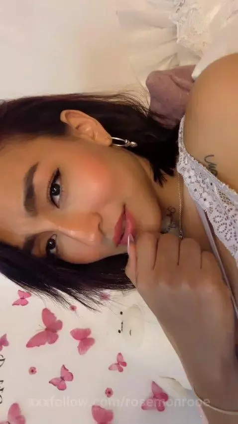 Im very wet for you my king 🥵 by rosemonrooe