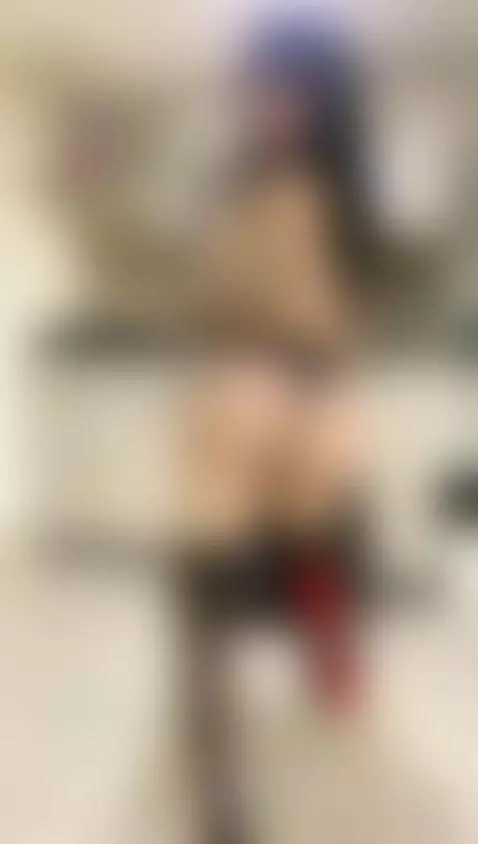 Your pretty housekeeper dances in the kitchen  😜 by marily-daniela