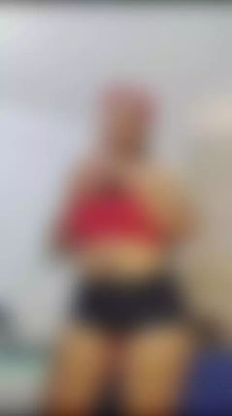 Dancing for happy day.💋 by thaylanaa