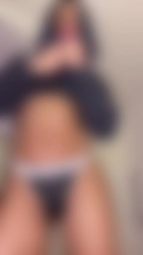 ebony, fishnet, dance by addicted2her