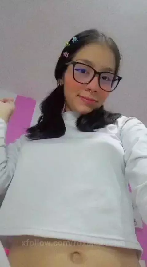 Good day love... You miss me? by roxanabrown