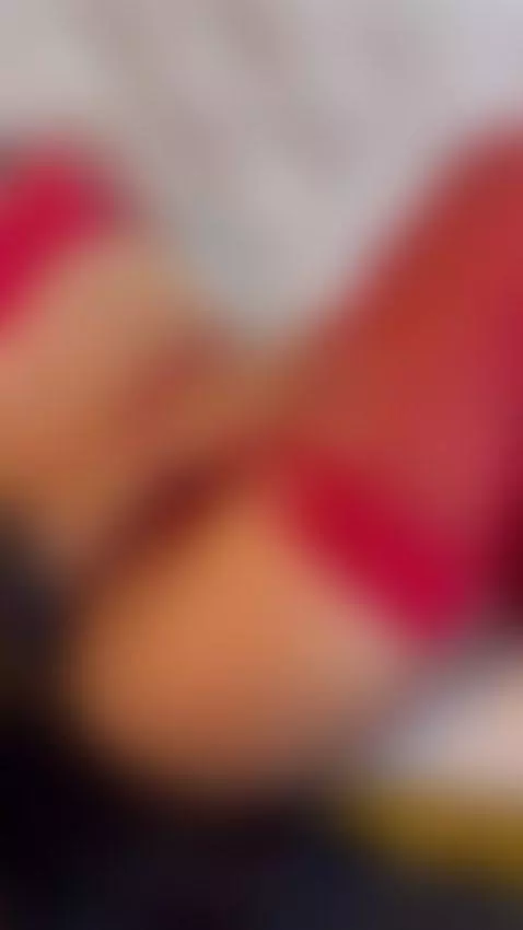 red, colombiana, latina by jean-foster