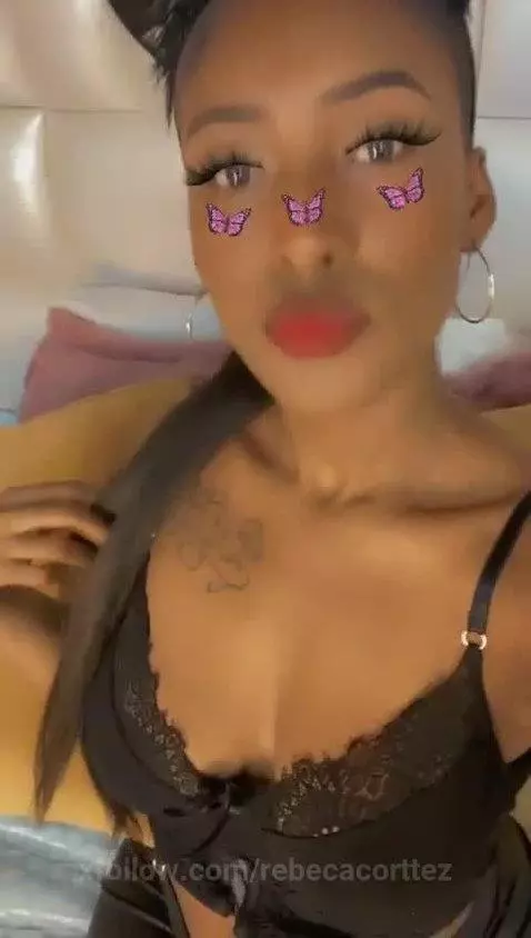 very nice by rebecacorttez