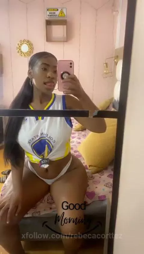 online🔥 by rebecacorttez