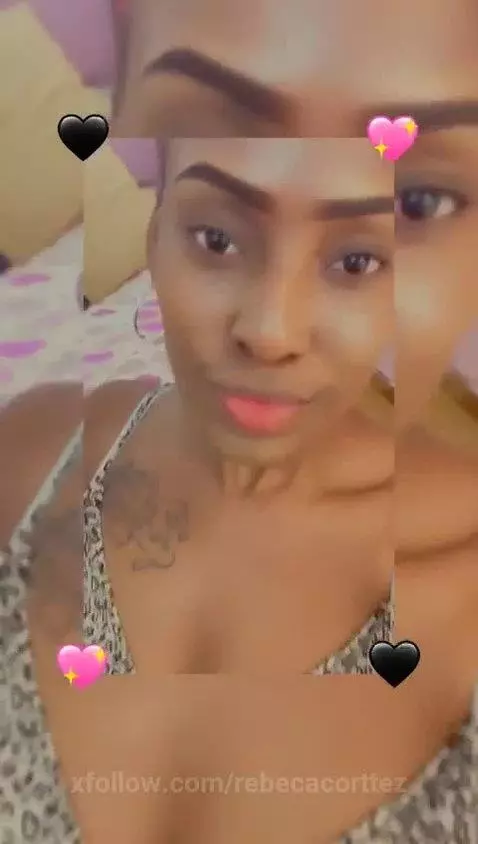 online💜🎀 by rebecacorttez