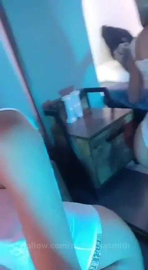 Your favorite blonde 👸 by nathashasmith