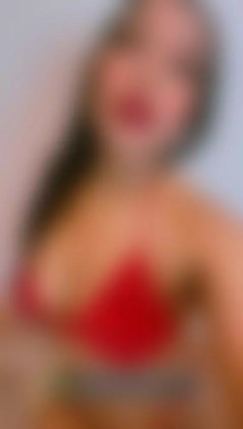 I'm online now 😍🥵 by courtney-carter