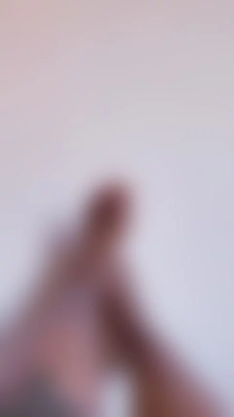 where they feet lovers ? by yourcleopathra