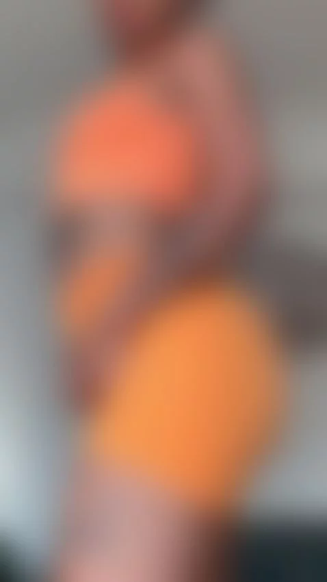 any older guy into teen ? by yourcleopathra