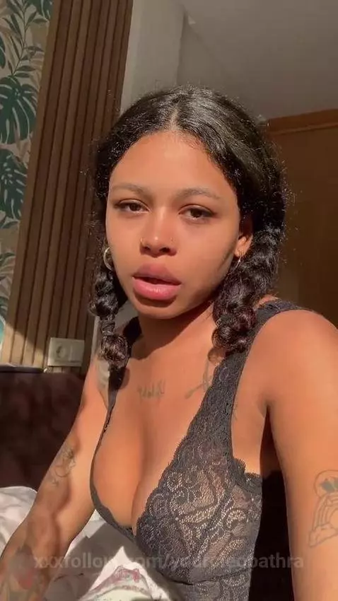 smash or pass 😍🍑 by yourcleopathra