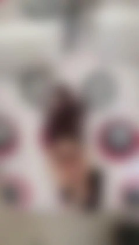 Who is spying me? 🔥😈
ON NOW in camsoda! @VioletOwen ! by violetowen