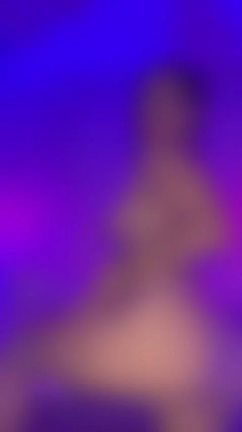 Bouncing like a good bitch 
Link in my Bio for more!!! by violetowen