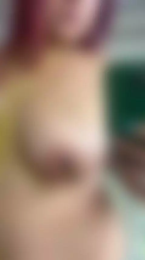 do we use my tongs to get horny? by veronicafoxx1