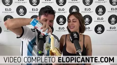 CAMI NAIR COME LA BANANA DE ELO PODCAST EN EL CUARTO PICANTE by elopodcast