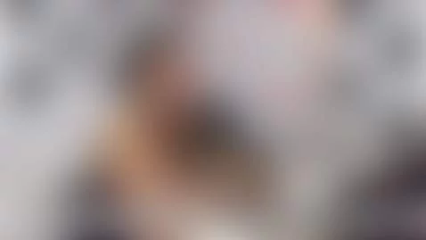 MELITA ROJAS INTERCAMBIA LA TANGA EN EL CUARTO PICANTE DE EL... by elopodcast