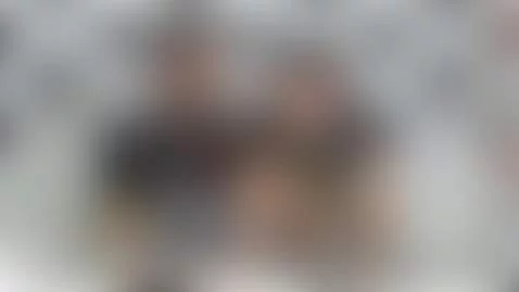 JOHA BETTINA CHUPA LA BANANA EN EL CUARTO PICANTE by elopodcast