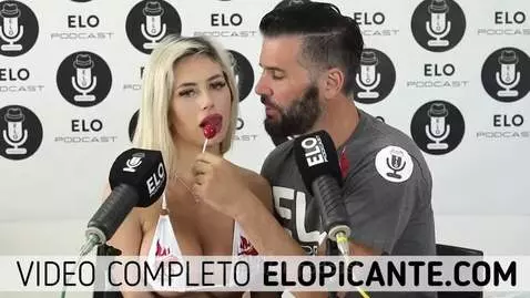 DEINA JUEGA CON EL CHUPETIN EN EL CUARTO PICANTE DE ELO PODC... by elopodcast