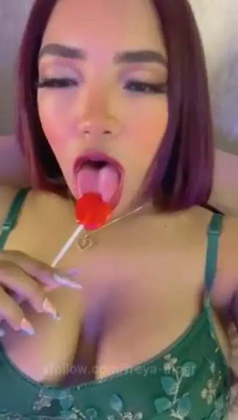 i wish i could suck your dick like this love by freya-thoor