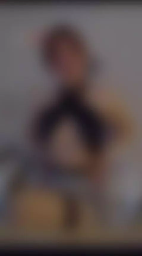 Enjoy my tits 🥰❤️ by scaarlett-1