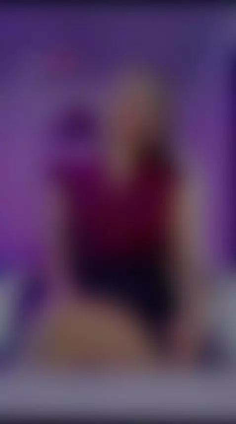 Hey hey I am online now if u want to have a good time ❤️ by scaarlett-1