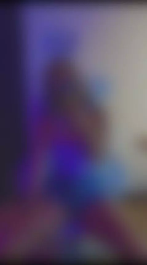 Kiss me, touch me, make me yours, let's be one! by scaarlett-1