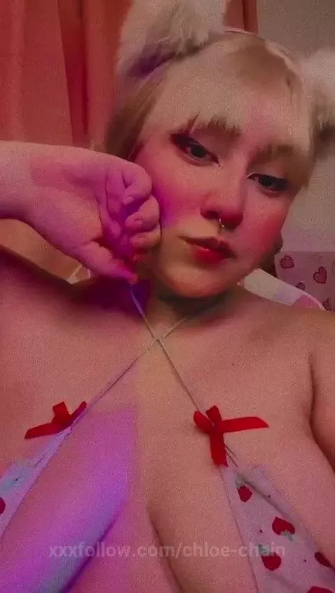 I love it here, give love to the video and I'll wait for you... by chloe-chain