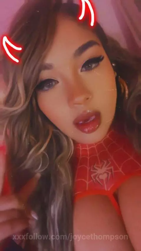 A spider woman ready to enter action with your cock 😈 by joycethompson