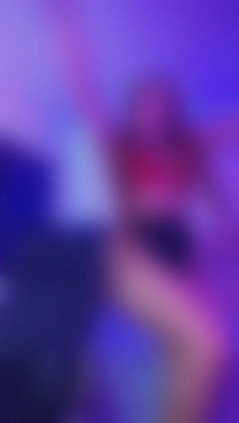 Do you like how you dance? 🍑 by joycethompson