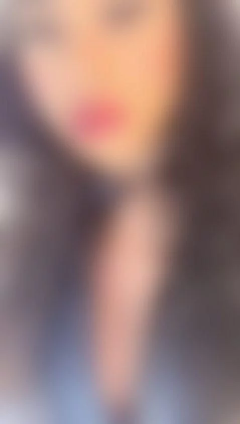 Do i look hot? by emmaa-rosse2