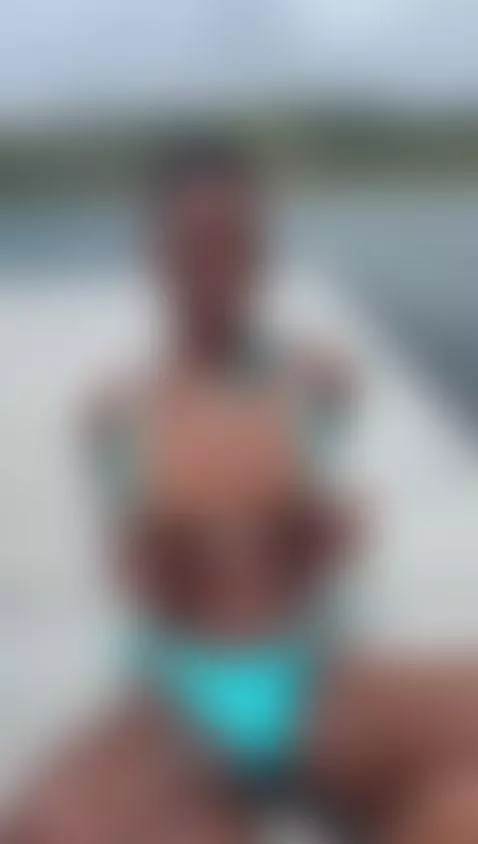 I am free and happy 🍒💥 by irisallen