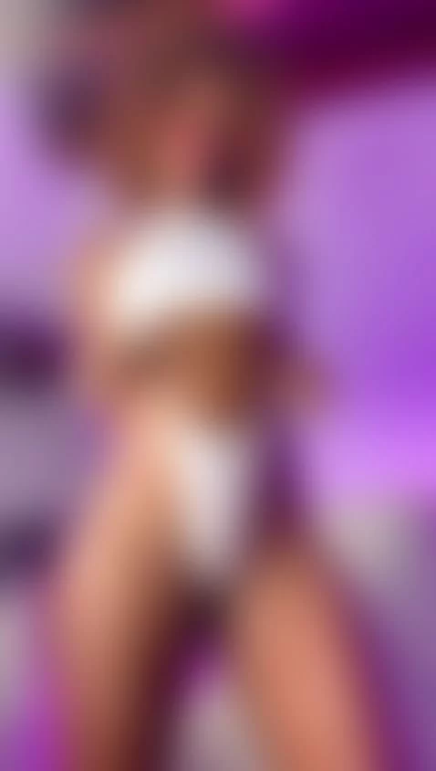 I am authentic 🍑 by irisallen