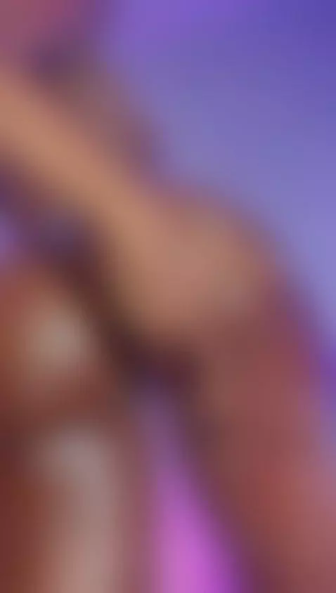 This great butt is ready to be fucked 💋😍 by irisallen