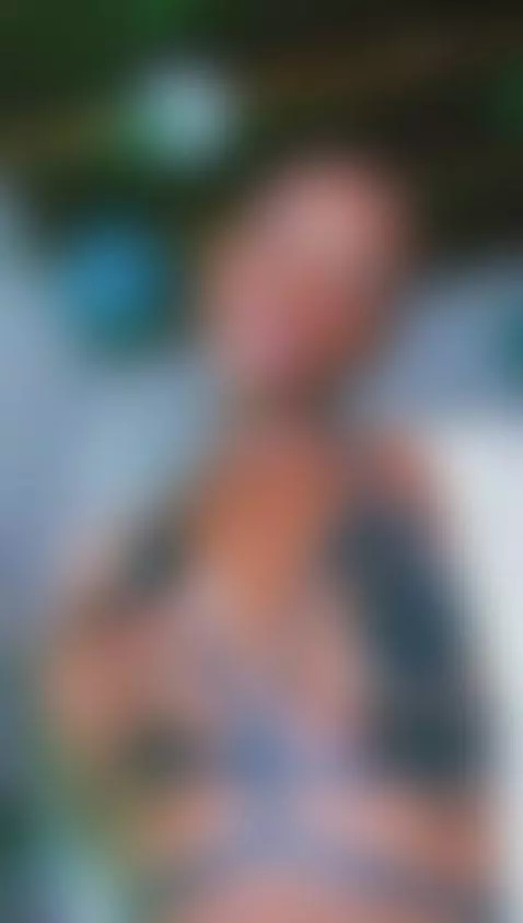 Green is my favorite color ☘ by irisallen