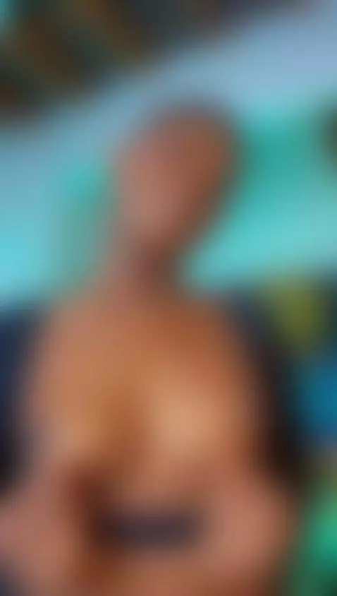 Surprise with my small tits💞 by irisallen