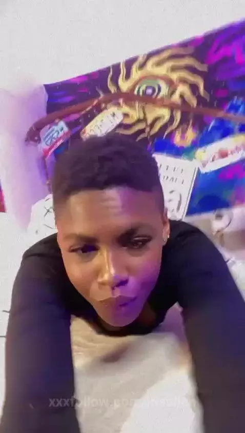 Does a girl like me provoke you? 😏 by irisallen