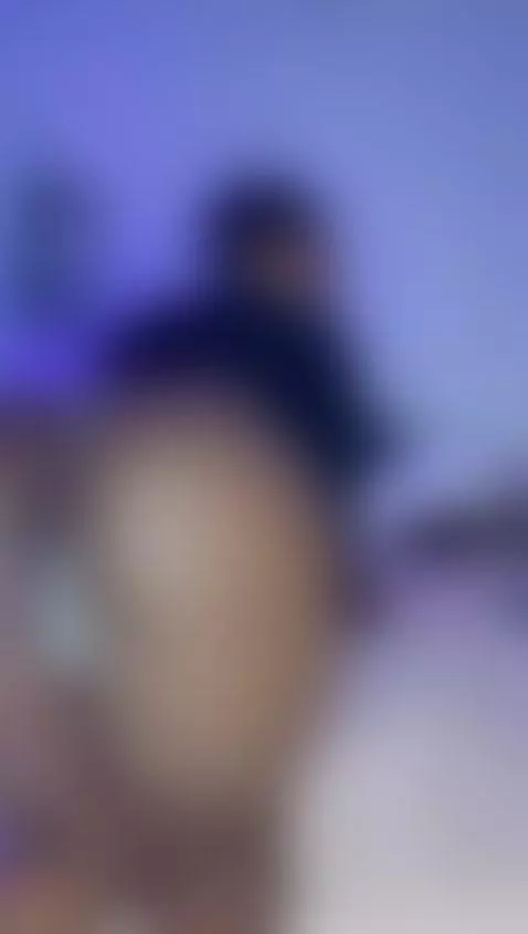 I bounce on the bed like when you fuck me🍑 by irisallen